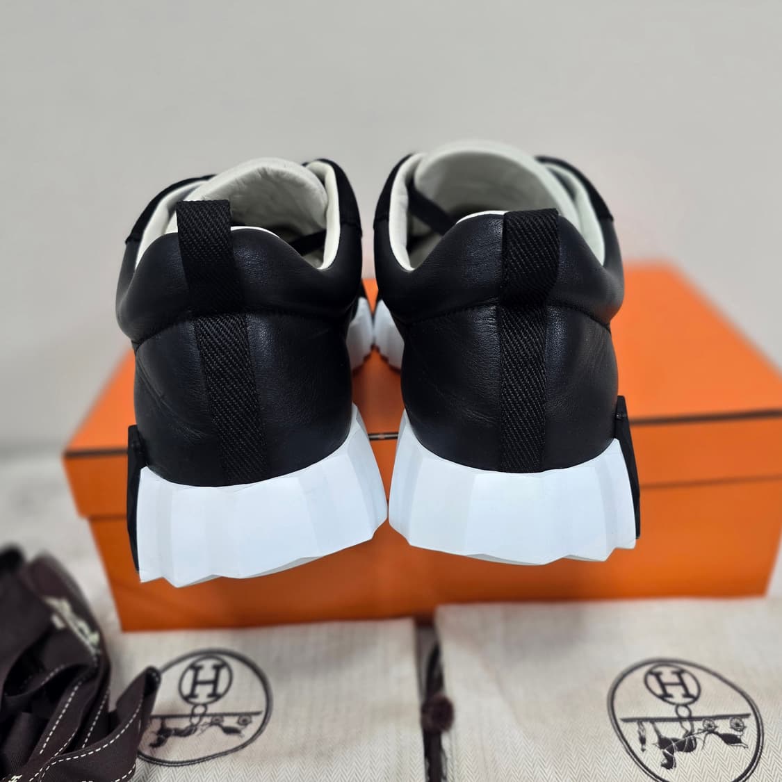 에르메스 바운싱 스니커즈 신발 43사이즈 판매 상품이미지5