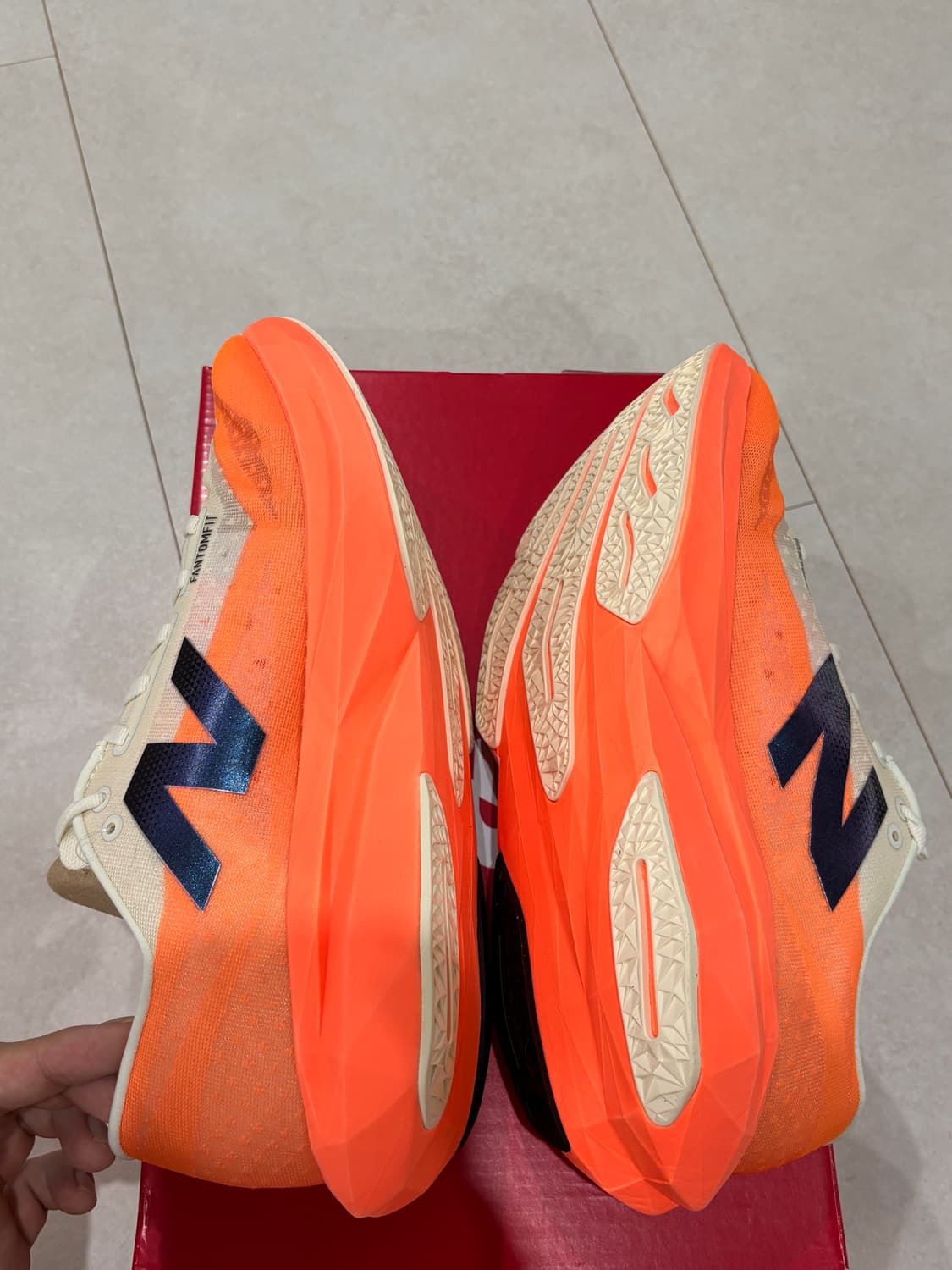 뉴발란스 퓨어셀 레벨4 망고 아고라 280 상품이미지3