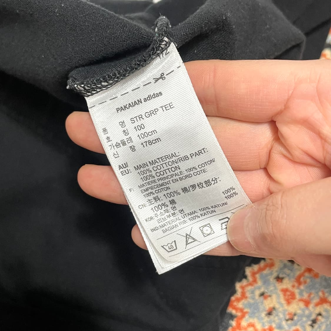 아디다스 프린팅 블랙 반팔티셔츠 여성100 상품이미지4