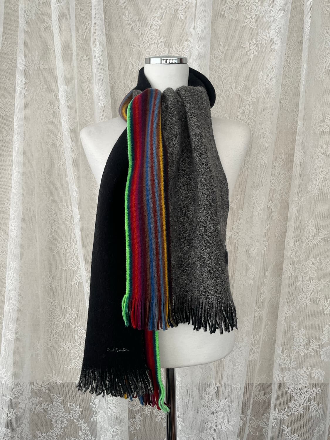 폴스미스 양면 퓨어 울 머플러 상품이미지1