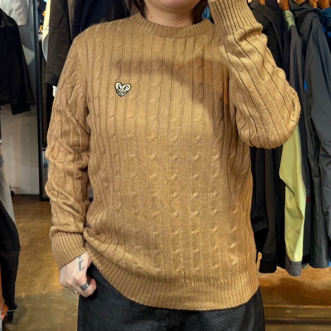 키스헤링 케이블 베이지 니트 상품이미지1