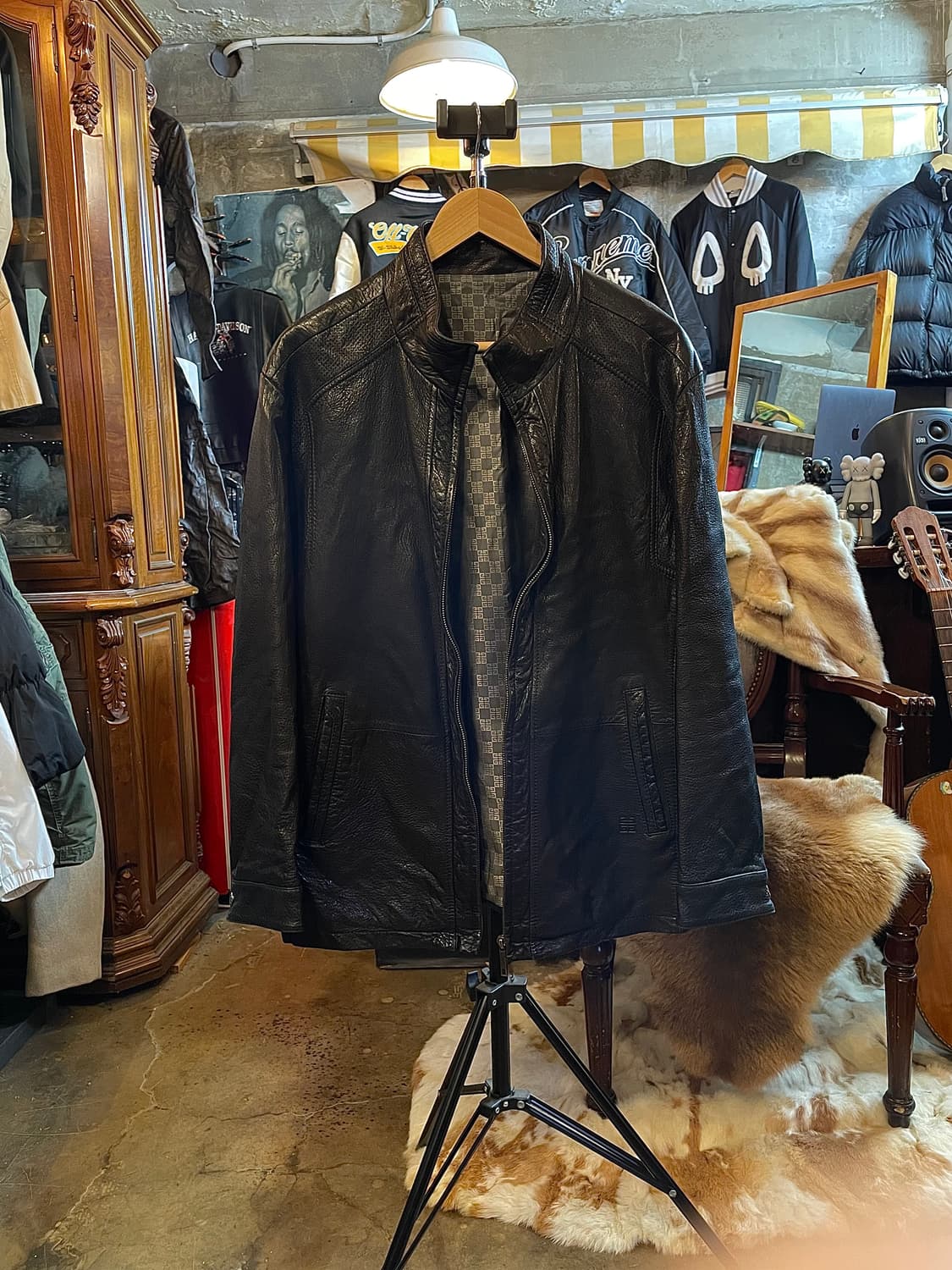 지방시 하프넥 펀칭디테일 양가죽 자켓 블랙 상품이미지1