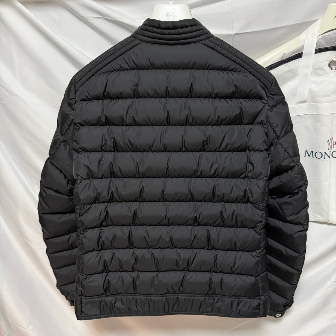 [S+급/3] 몽클레어 아미오 경량패딩 자켓 블랙 풀구성 상품이미지5