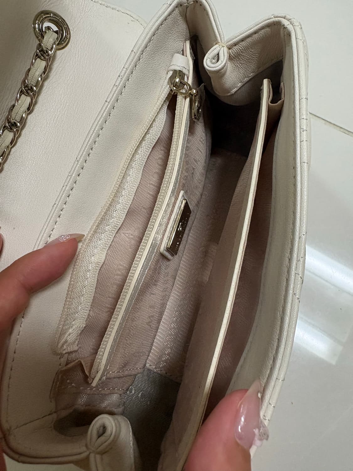 메트로시티 퀄팅백 상품이미지10