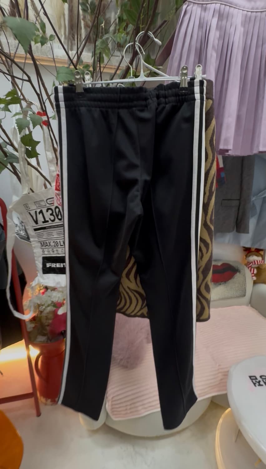 [채팅문의] 아디다스 오리지널 트랙 팬츠 (블랙-남녀) 상품이미지4