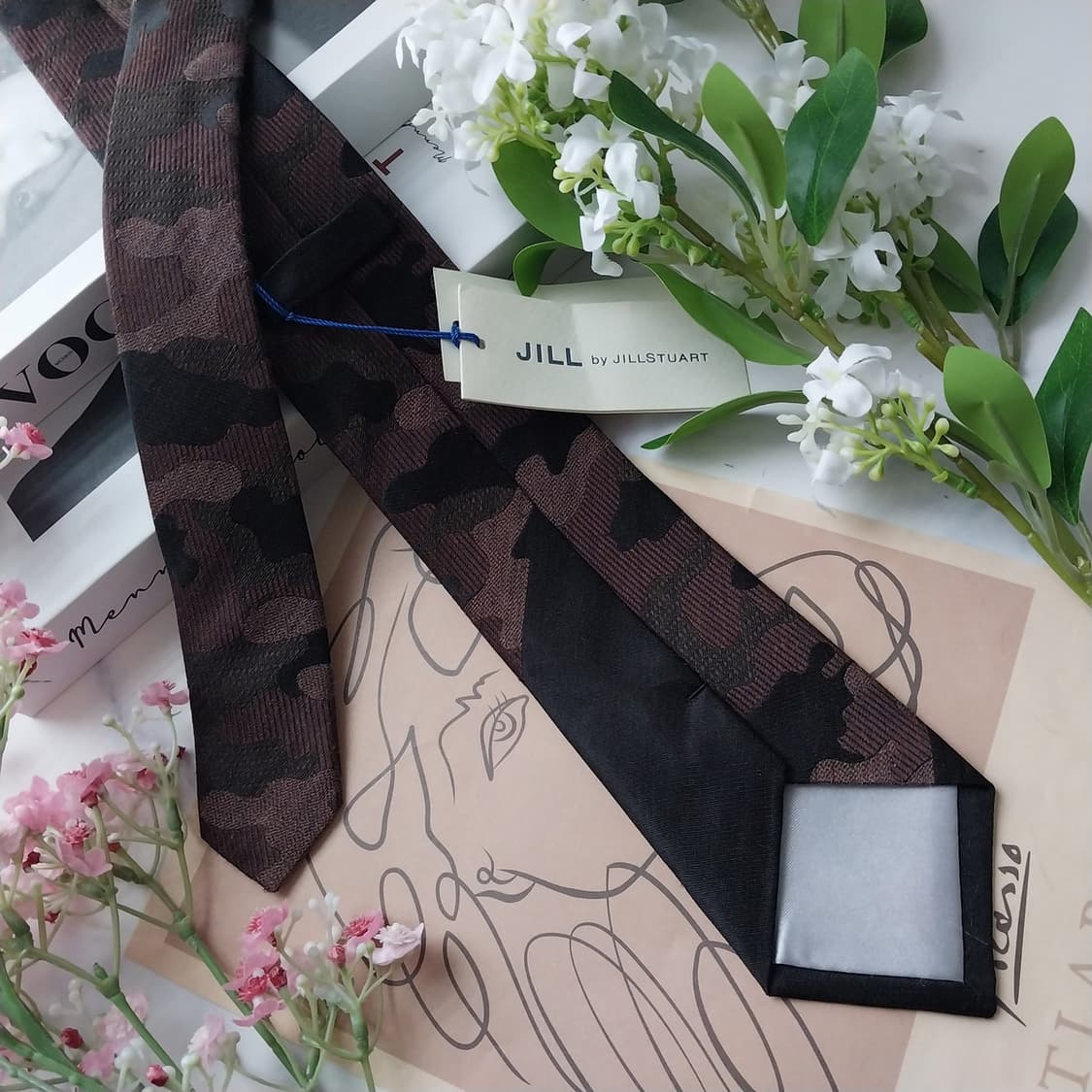 질 스튜어트 실크 브라운 패턴 넥타이 7.3cm 새제품 K1804
 상품이미지5