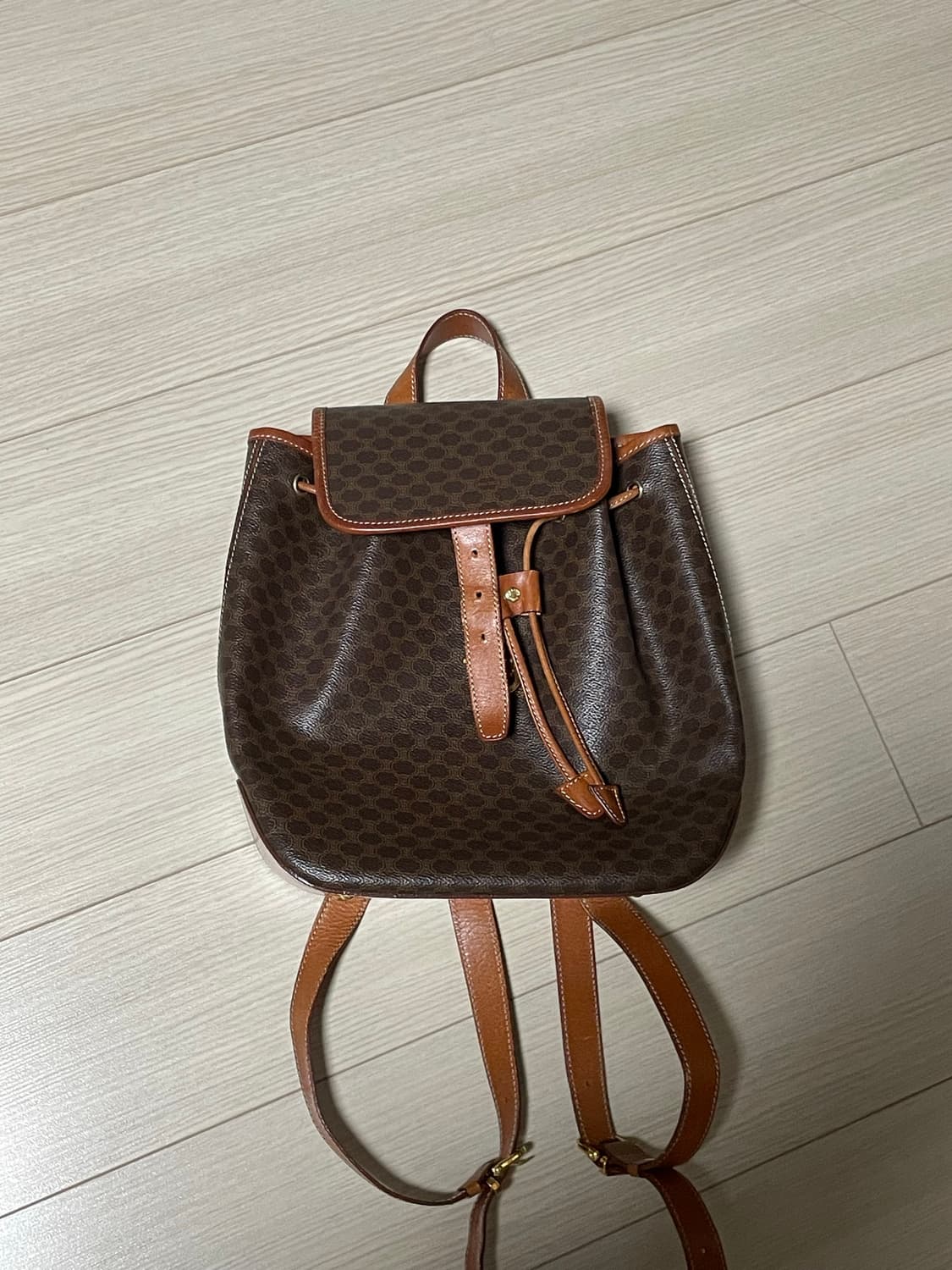 올드 셀린느 빈티지 마카담 백팩 상품이미지1