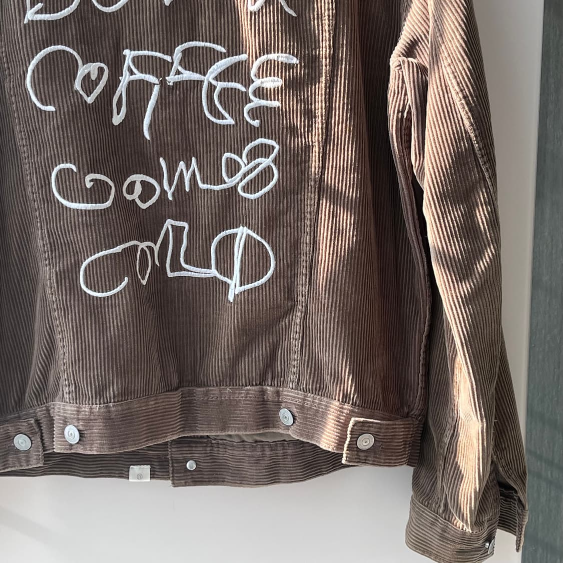 디스이즈네버댓 코듀로이 레터링 트러커 m 상품이미지3