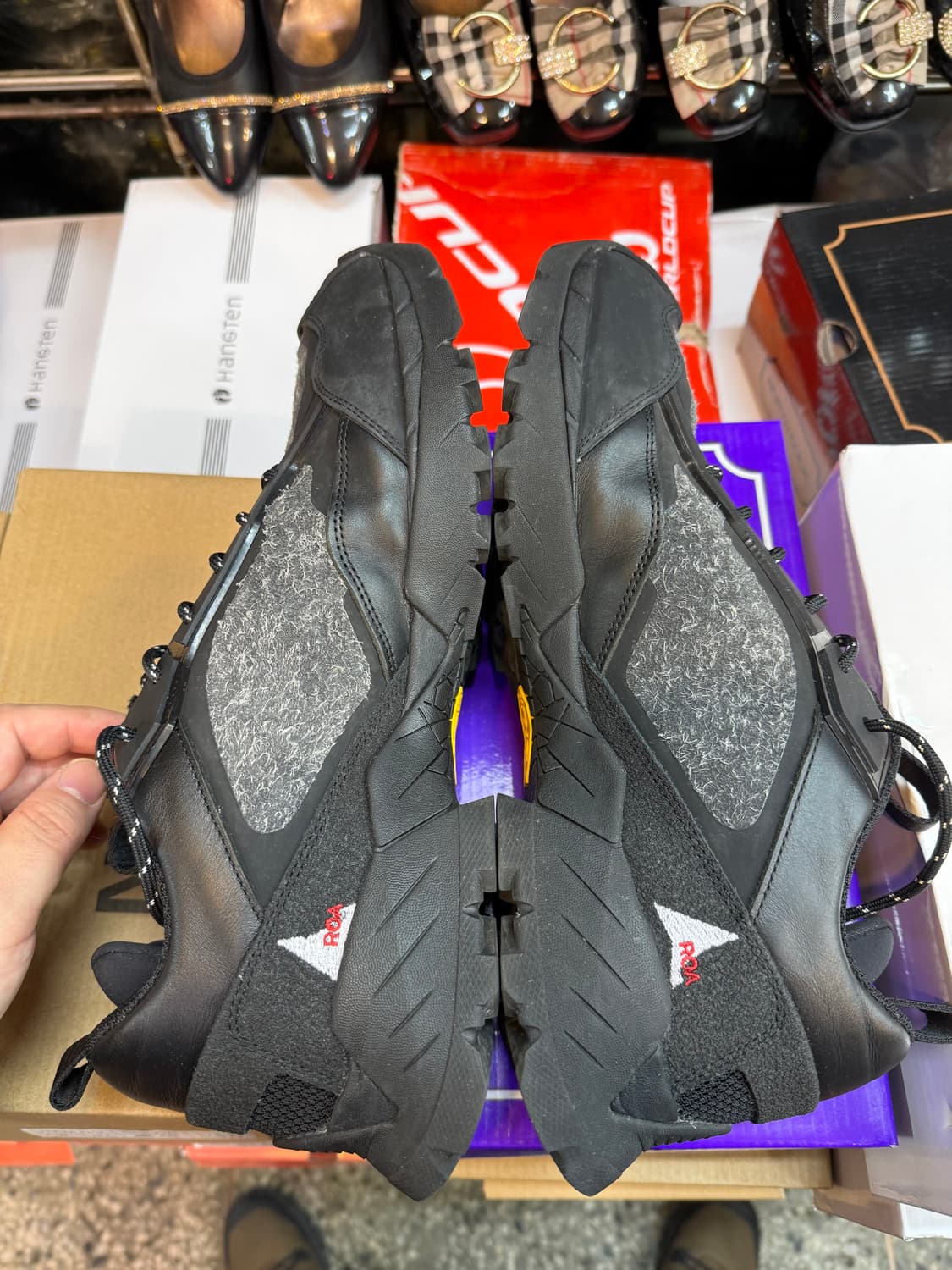 (EU45) 로아 하이킹 락파 블랙 상품이미지3