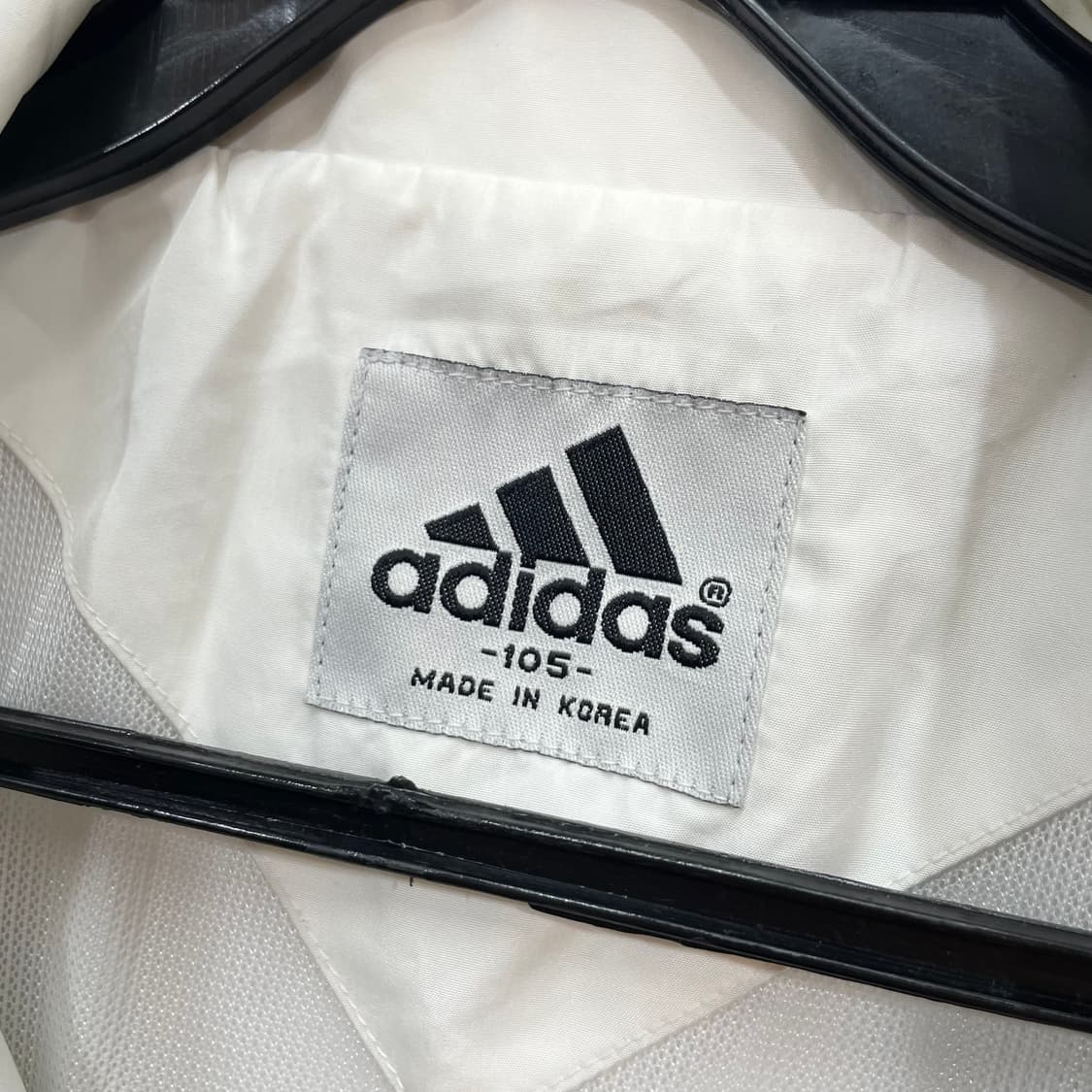 Adidas Classic 3-Stripe Windbreaker 상품이미지6