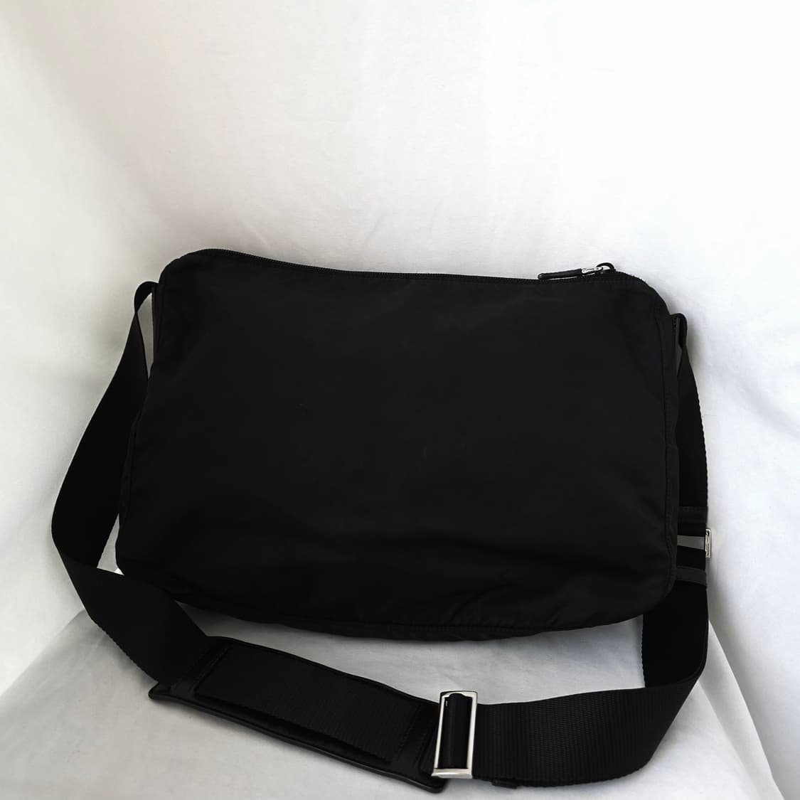 [정품 PRADA] 프라다 투포켓 지퍼 나일론 메신저백 크로스백 라지 상품이미지6