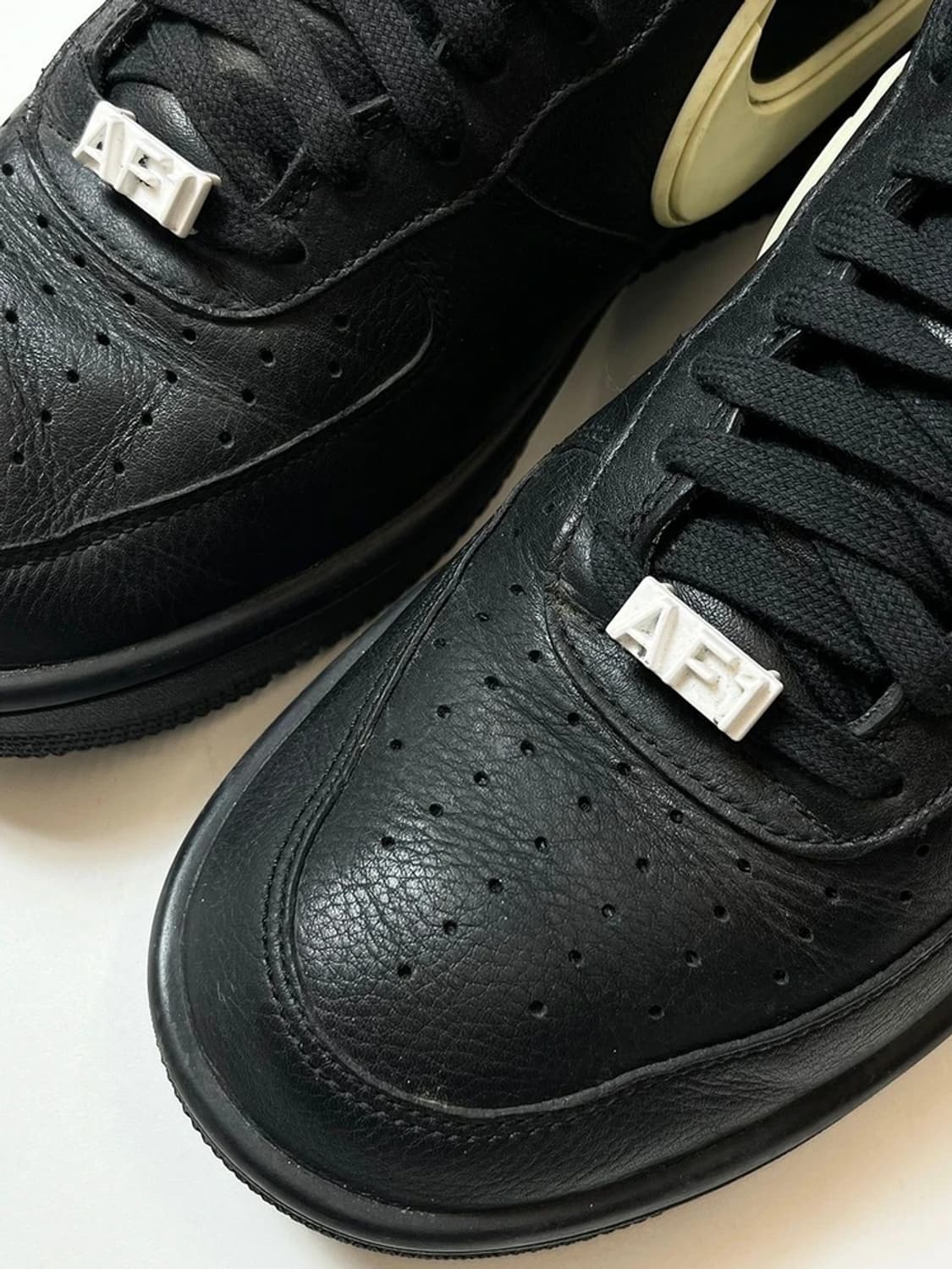 나이키 x 앰부쉬 에어포스 1 로우 SP 스니커즈 Q1393 상품이미지4