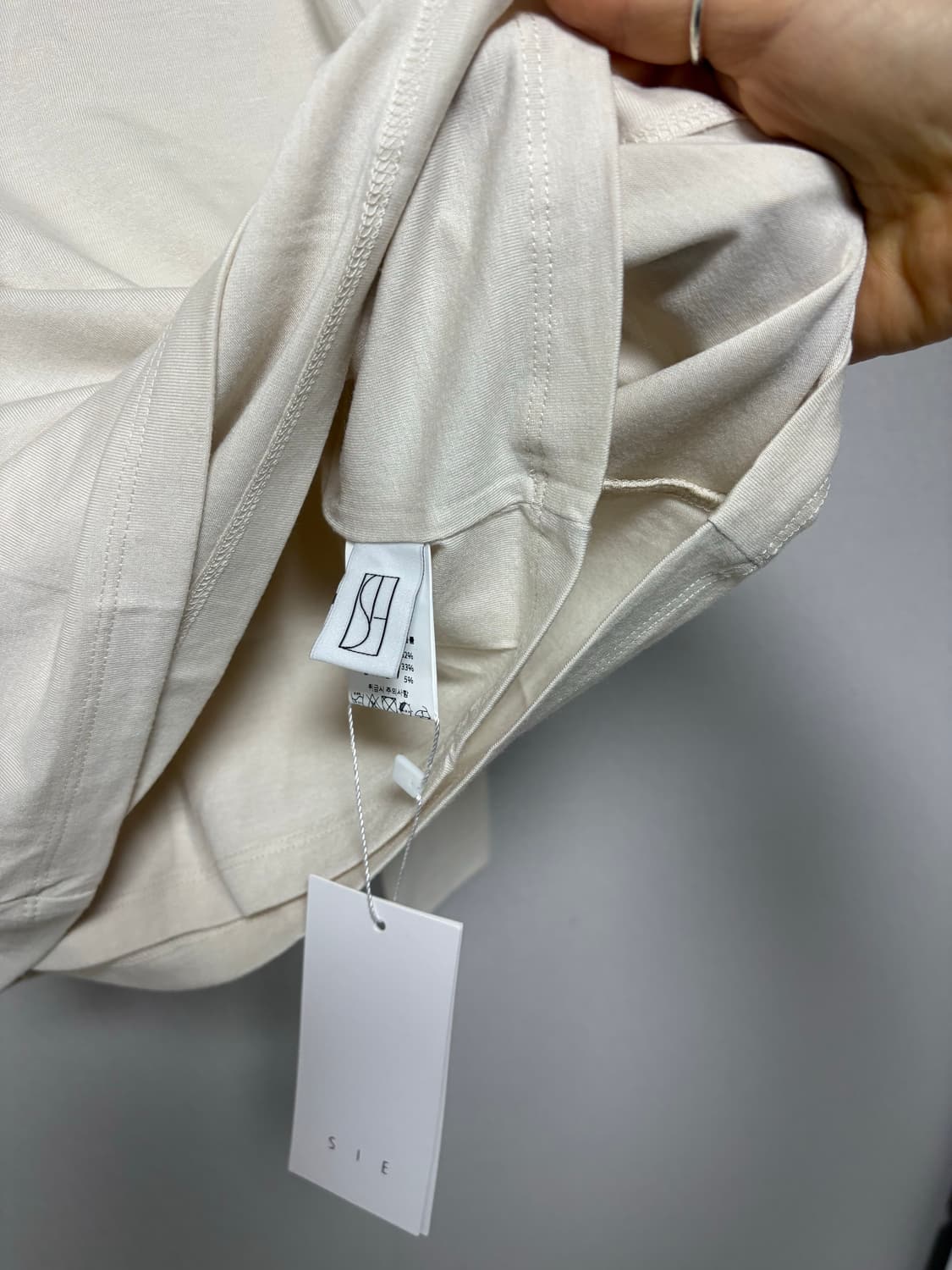 Sie 시에 베이직 라운드티 긴팔티 상품이미지3