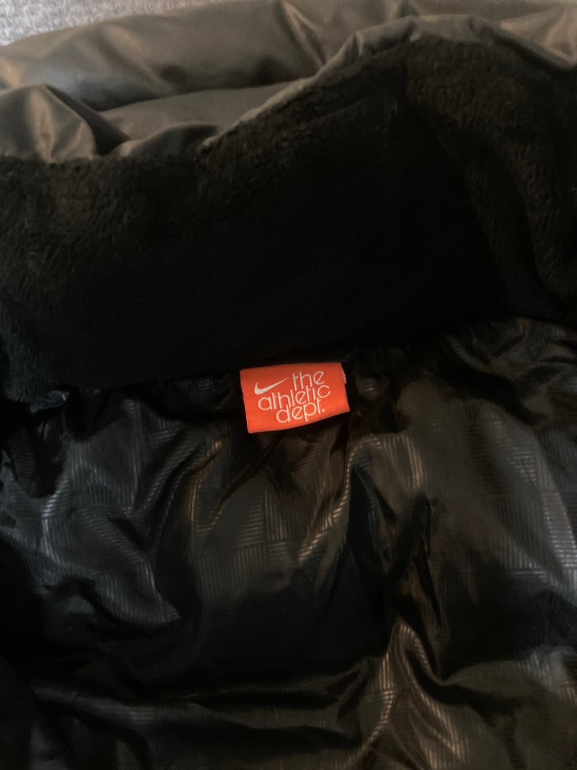 나이키 여성 패딩 조끼 블랙 85 상품이미지2