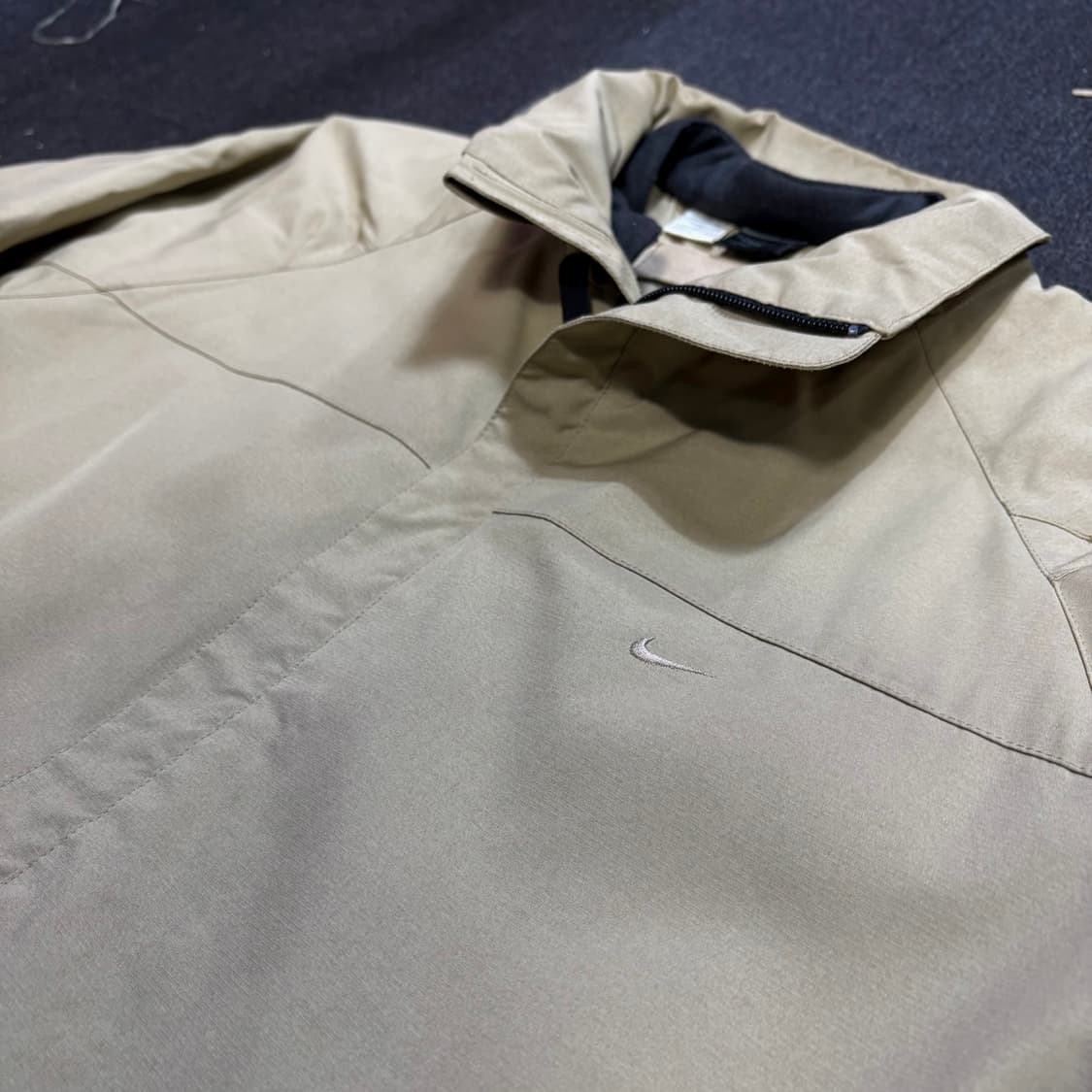 나이키 베이지 바람막이 L 상품이미지5