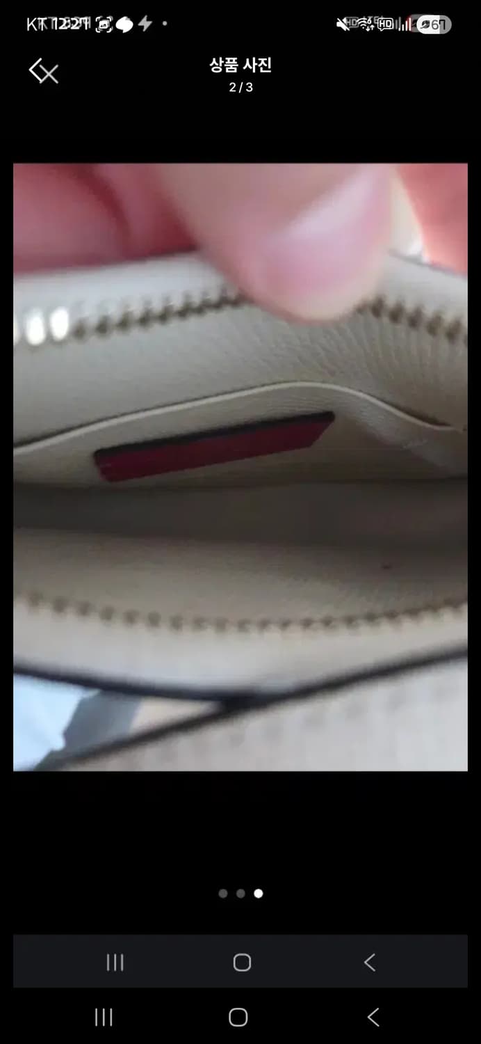 발렌티노 카프스킨 V로고 호보백 아이보리 상품이미지2