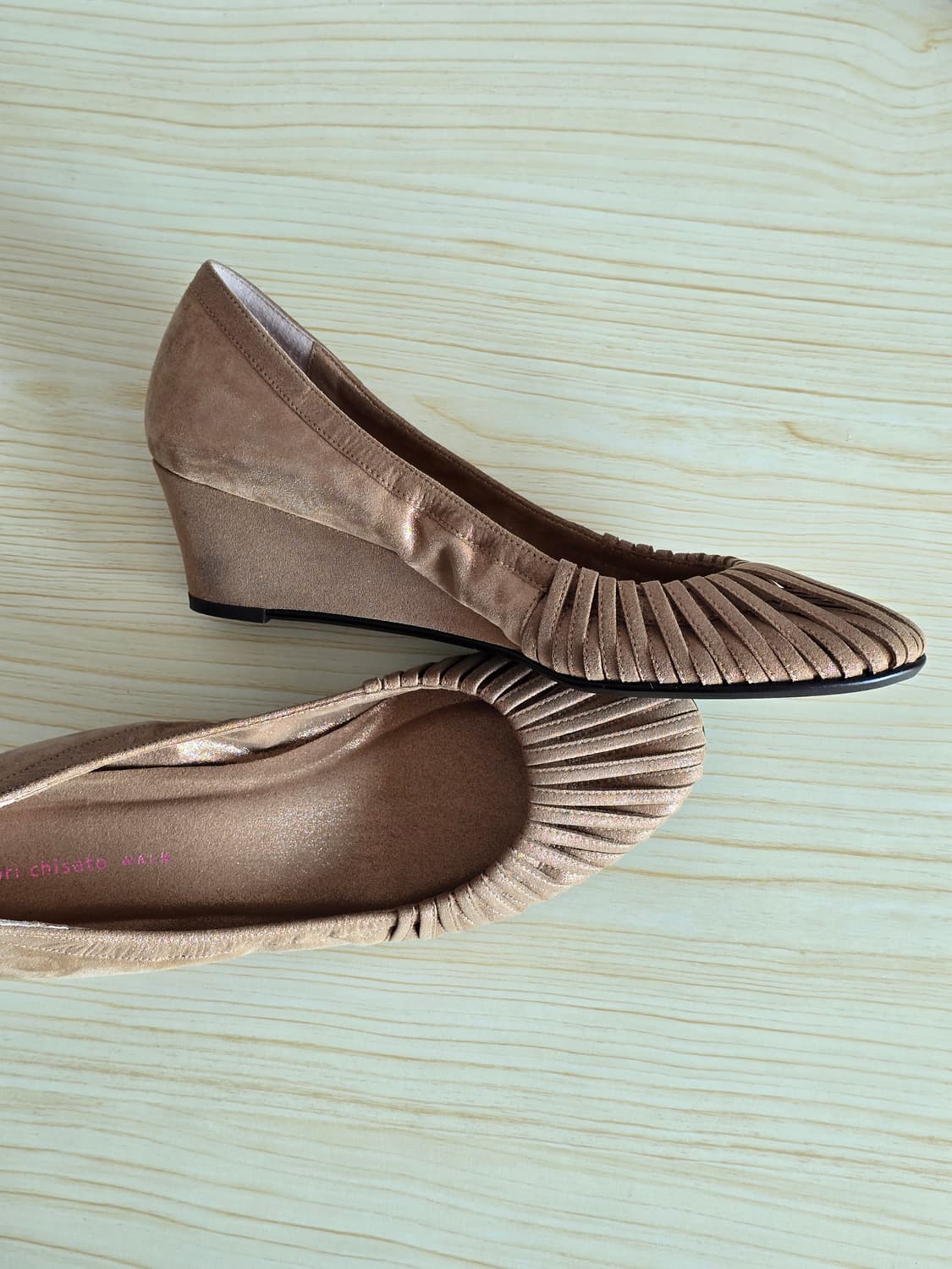 츠모리치사토 레더 웨지힐 펌프스 245 상품이미지2