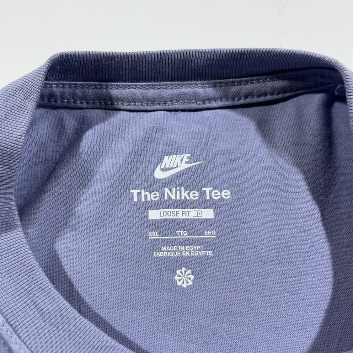 [NIKE] 나이키 루즈핏 스우시 자수 라벤더 반팔 티셔츠(새상품) 상품이미지4