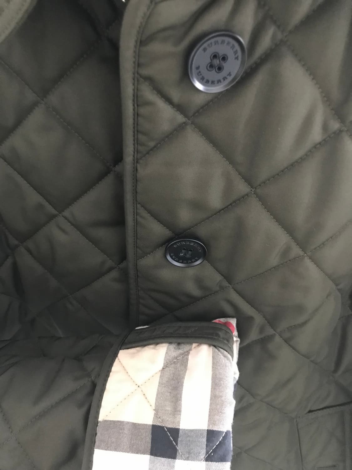 버버리 경량패딩 상품이미지4
