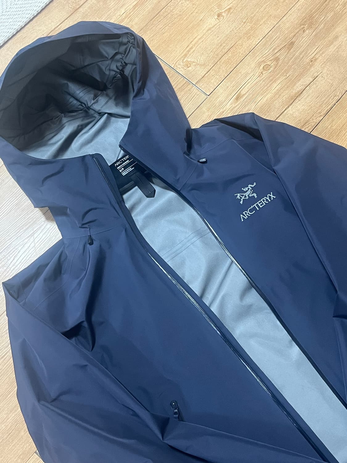 아크테릭스 베타 LT 블랙사파이어(s) 상품이미지1