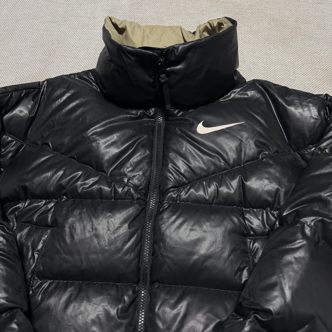 나이키 스우시 유광 숏패딩 상품이미지2