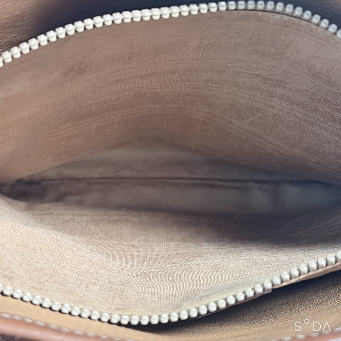 셀린느 트리오페 쇼퍼백 상품이미지8