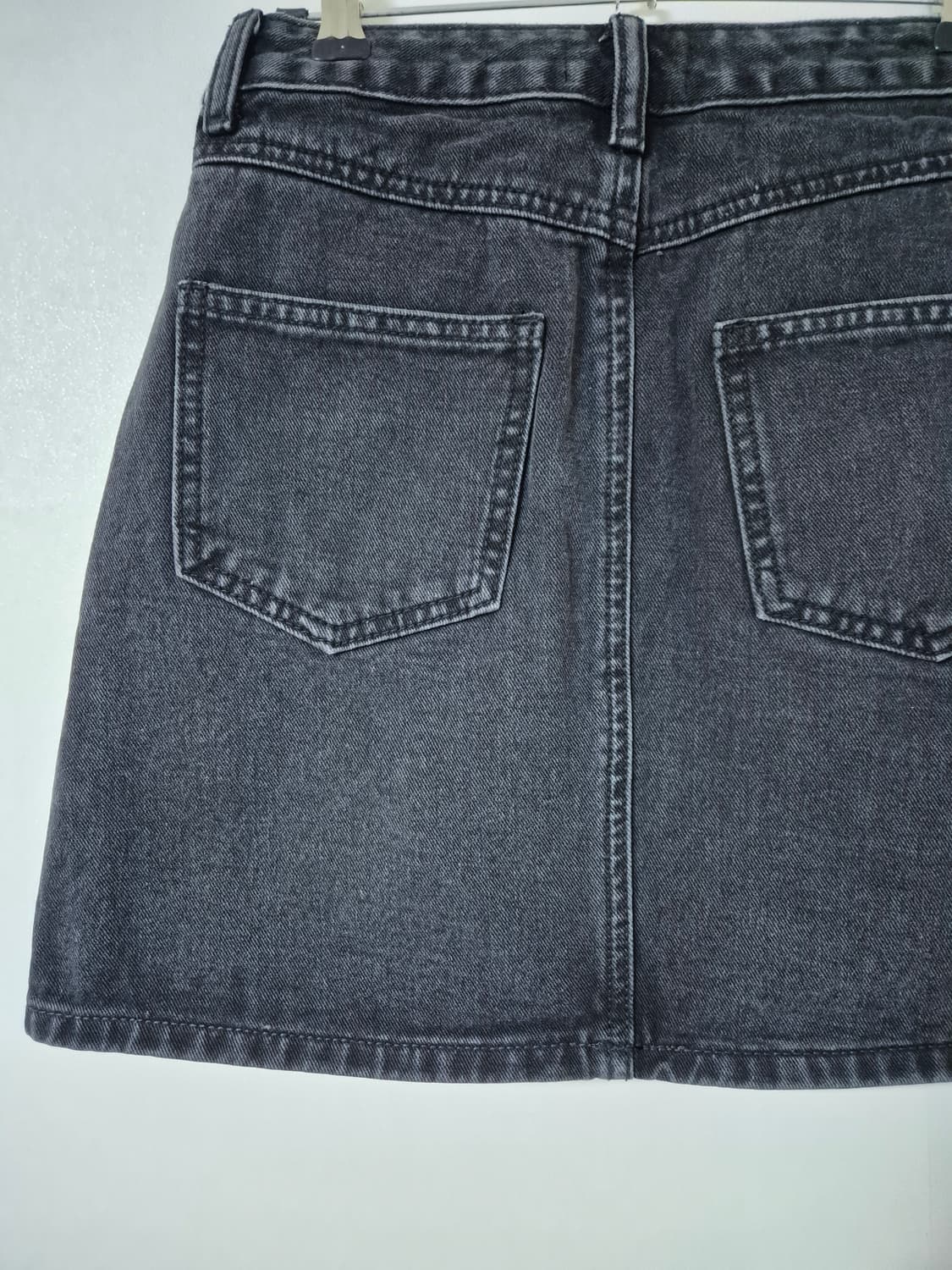 무신사스탠다드 우먼즈 데님 미니 스커트 상품이미지6