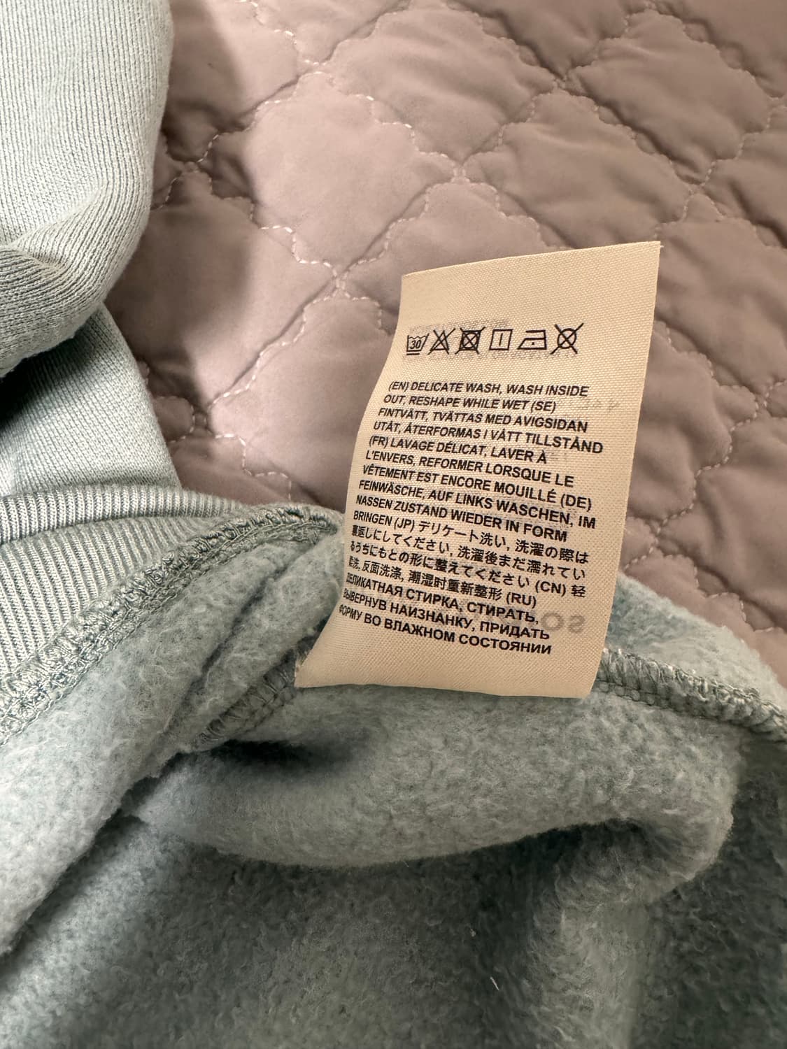 아크네 스튜디오 넥로고 맨투맨 s 민트 플로고 상품이미지4