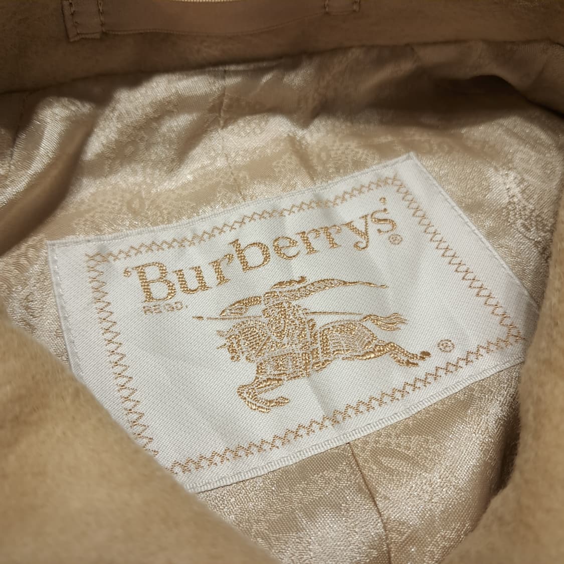 CN984W L 버버리 일본판 베이지 앙고라 블렌드 롱코트 상품이미지4