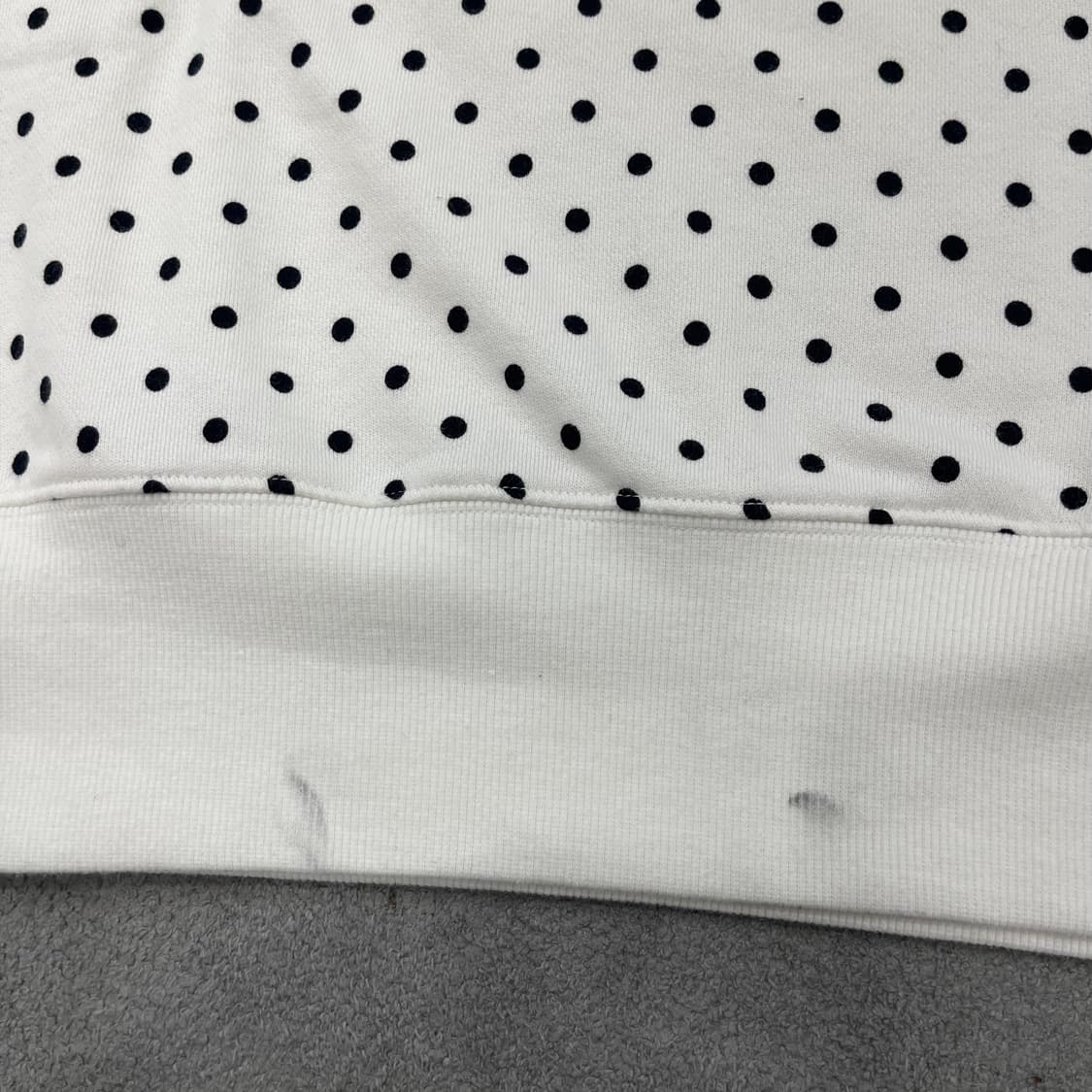 S 유니클로 도트 롱 맨투맨 상품이미지4