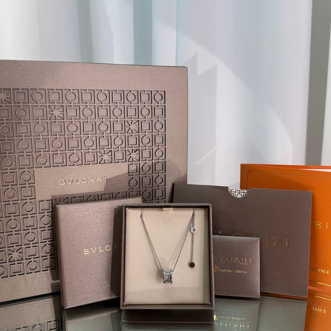 불가리 세이브더칠드런 비제로원 락 목걸이 상품이미지1