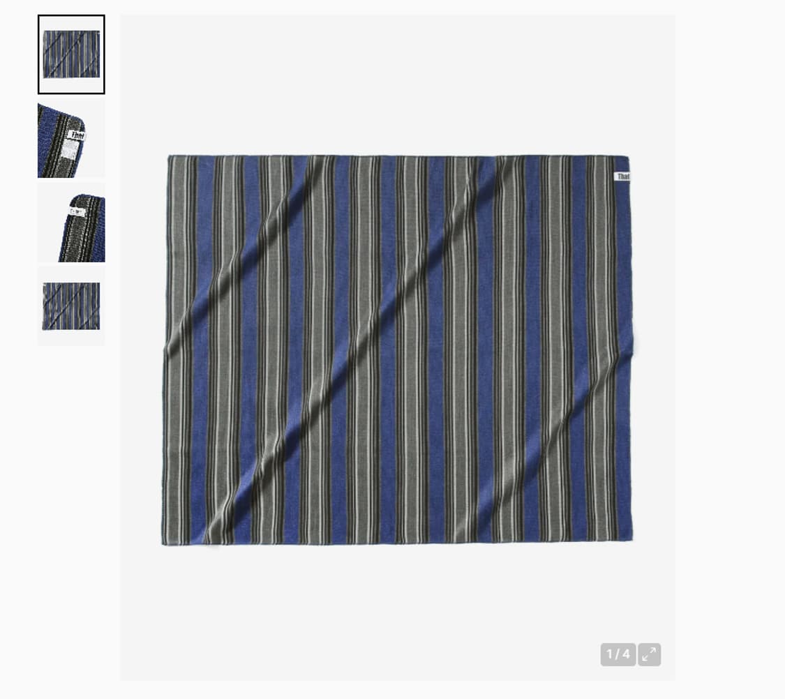 완.새제품) 디스이즈네버댓 러그 매트 담요 인테리어 네이비 175*140 상품이미지1