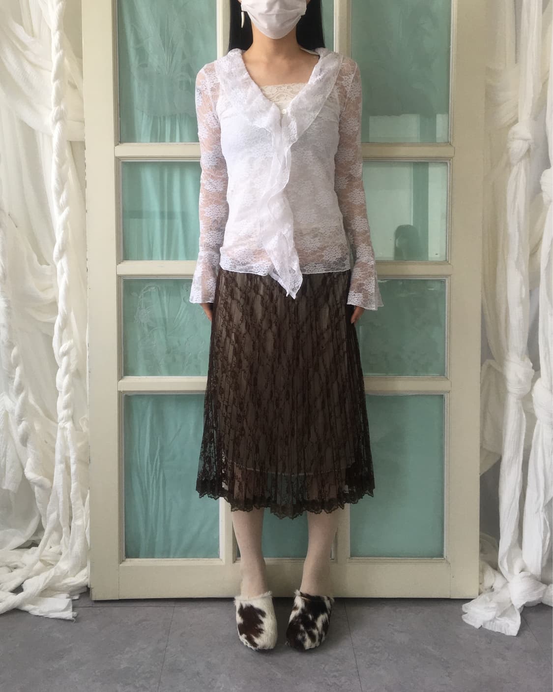 Ruffle point lace see through cardigan 상품이미지1