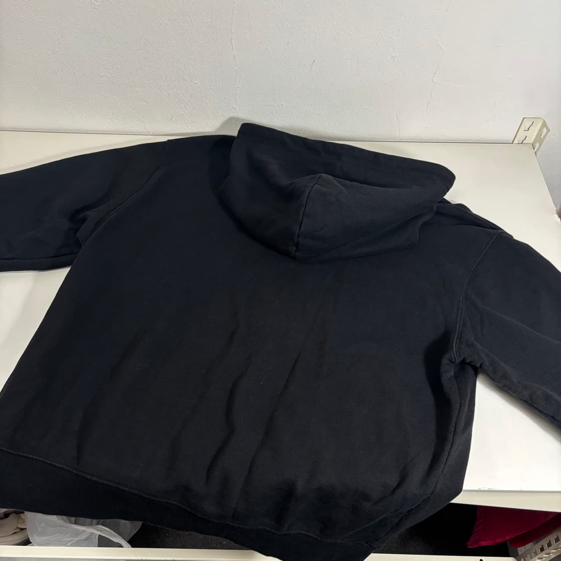 XL 꼼파뇨 블랙 빅로고 후드티 상품이미지3