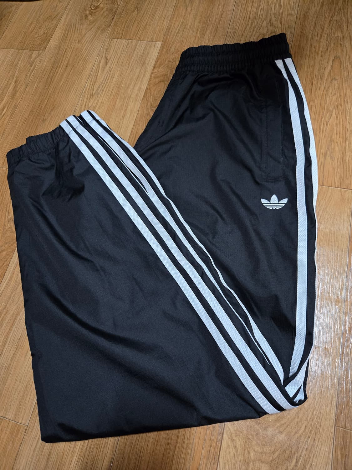 아디다스 남성 우븐 조거팬츠 상품이미지2