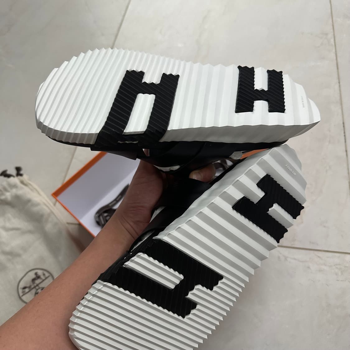 에르메스 일렉트릭 샌들 새상품  상품이미지4
