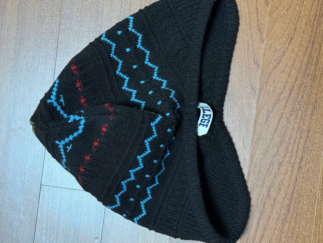 LLEGE(리지) 비니(모델 홍태준 착용) 상품이미지2