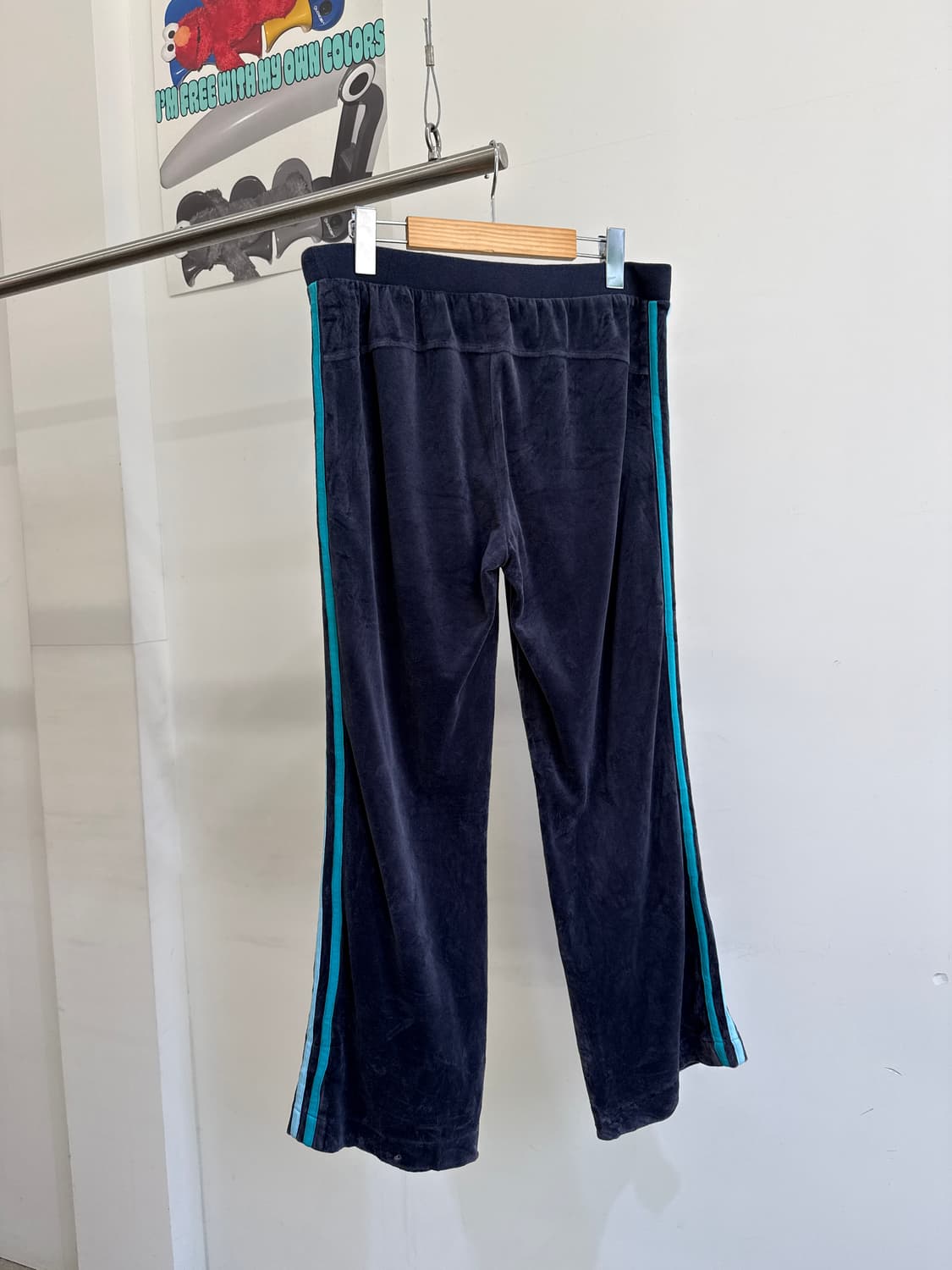 ADIDAS 아디다스 벨벳 부츠컷 팬츠  상품이미지4