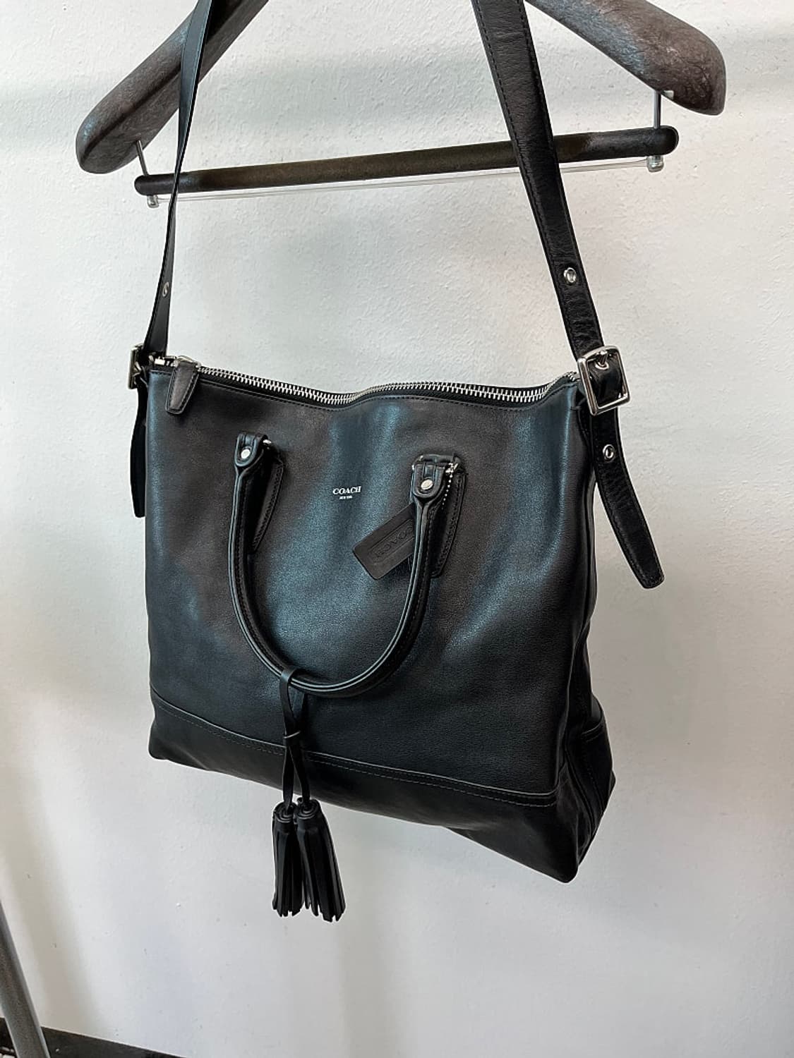 코치 레가시 레더 로리백  상품이미지1