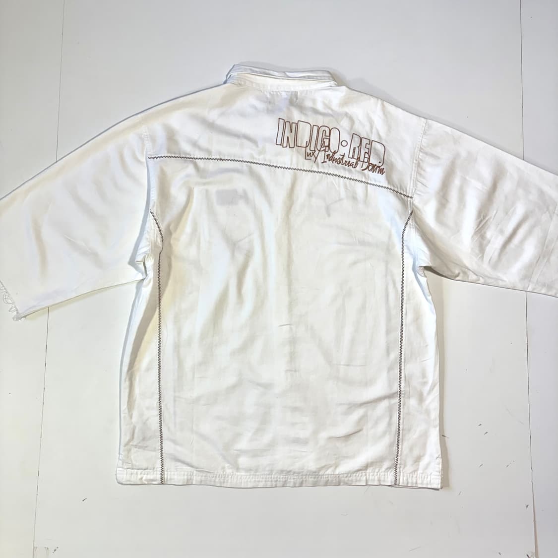 인디고 레드 오버핏 화이트 반팔셔츠 2XL 상품이미지2