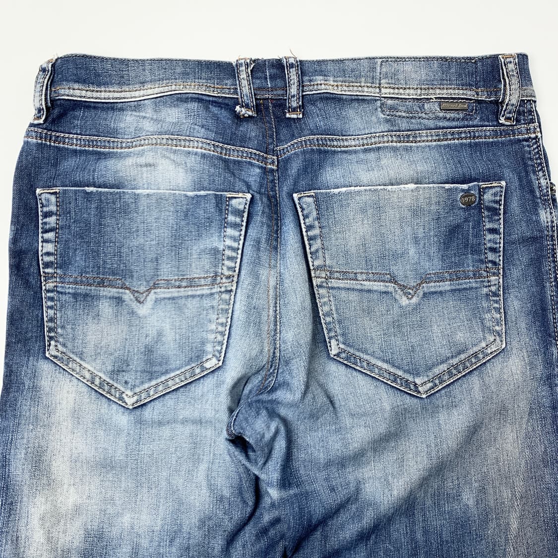 [34/정품] 디젤 남성 데님팬츠
 상품이미지4