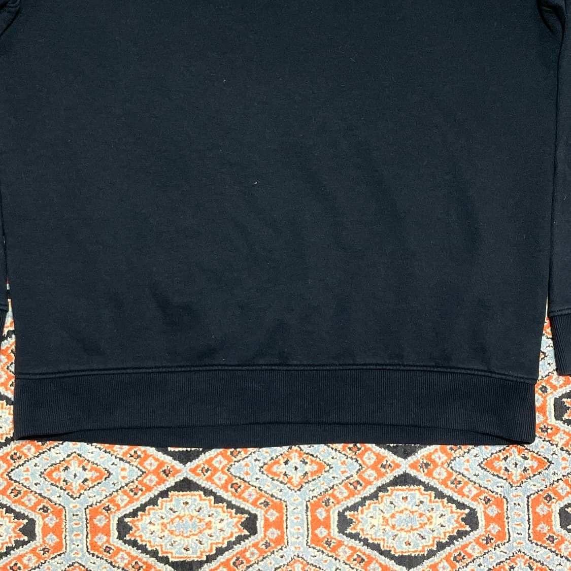 타미진스 스펠로고 블랙 기모 맨투맨 남성XL 상품이미지3