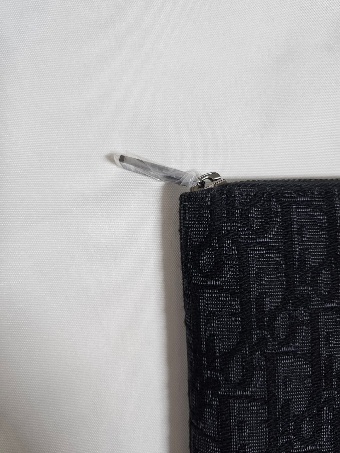 25ss신형 디올장지갑팝니다 상품이미지3