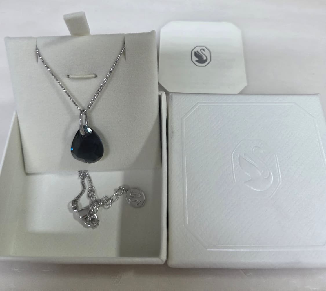 새제품)스와로브스키 블루 갈렛 목걸이 정품 상품이미지6