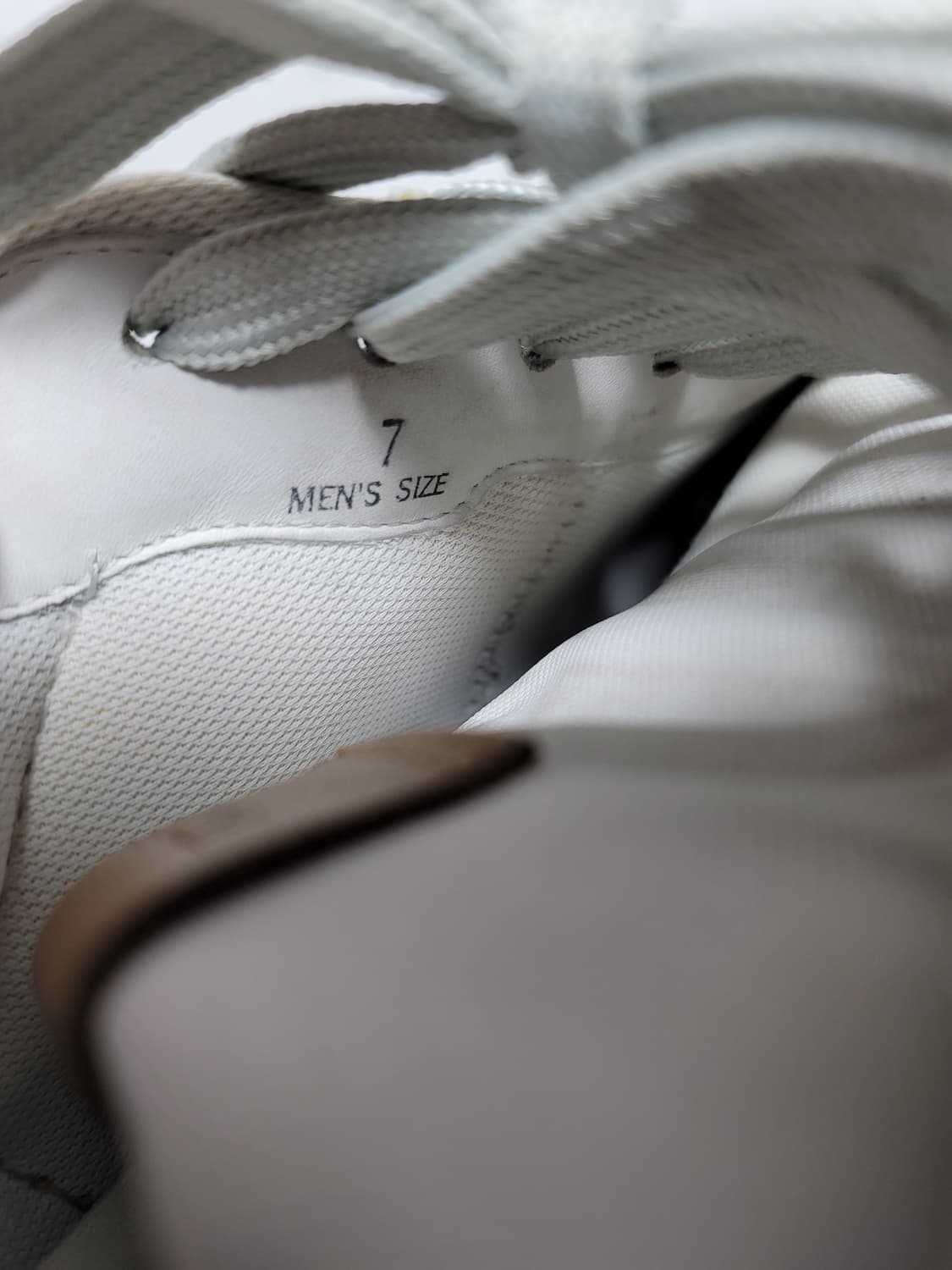 토즈 스니커즈 7사이즈 260~265 상품이미지4