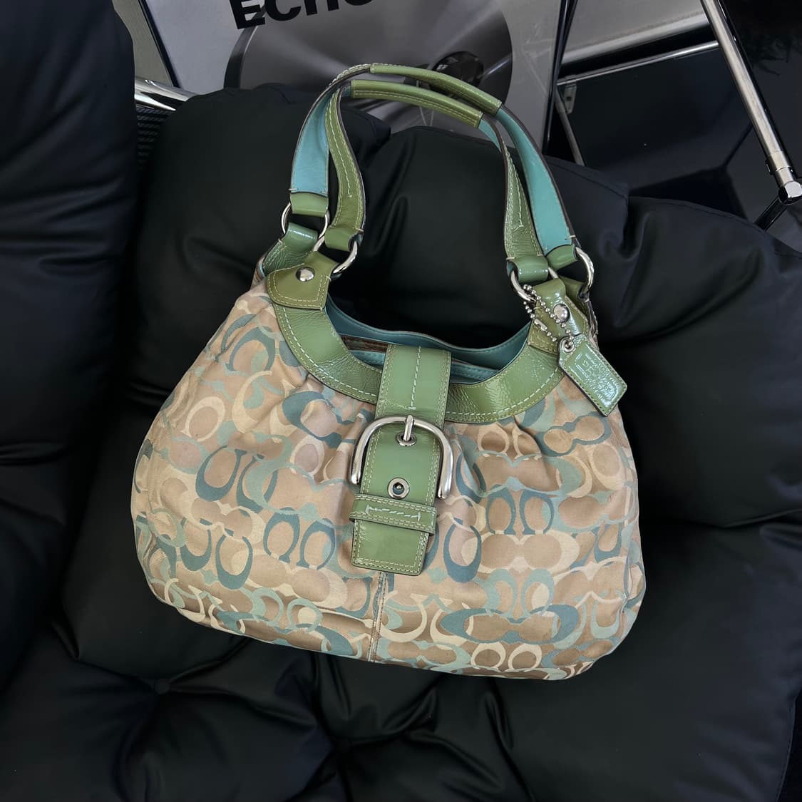 코치 소호 숄더백 상품이미지1