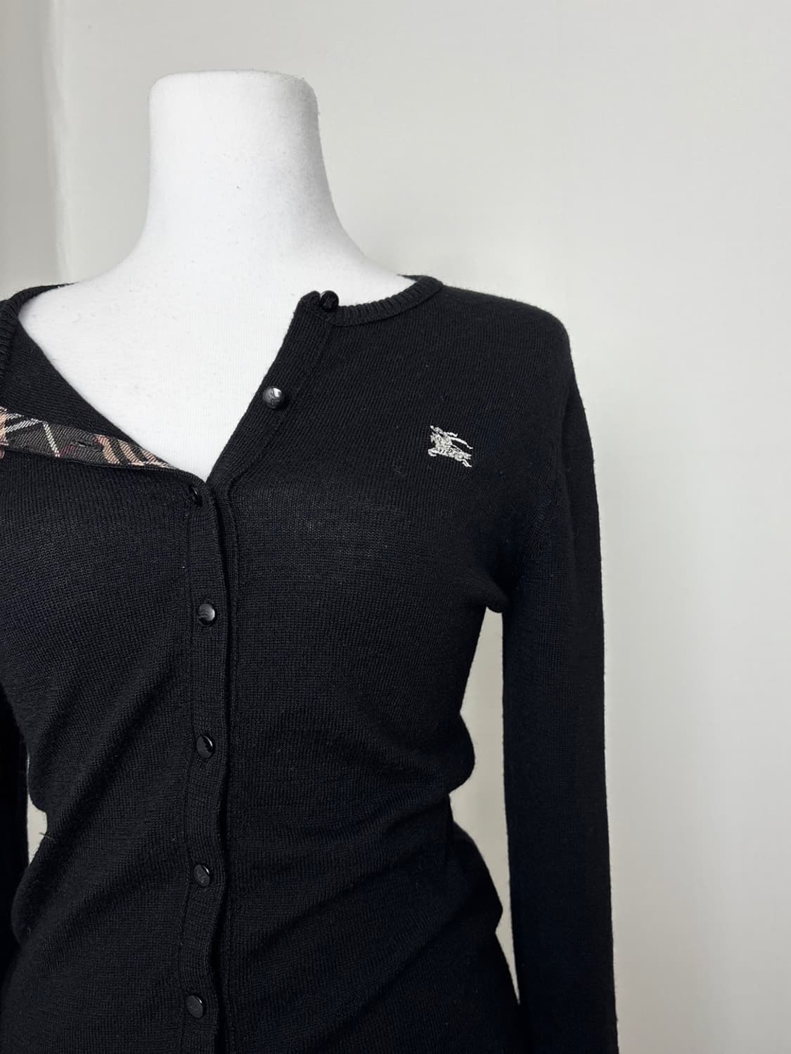 버버리 블루라벨 블랙 가디건(예약중) 상품이미지2