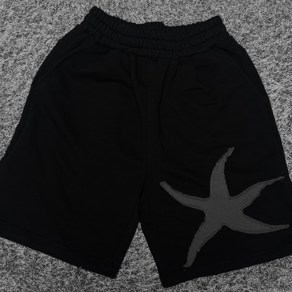 M 더콜디스트모먼트 스타피쉬 하프 스웻 팬츠 상품이미지2