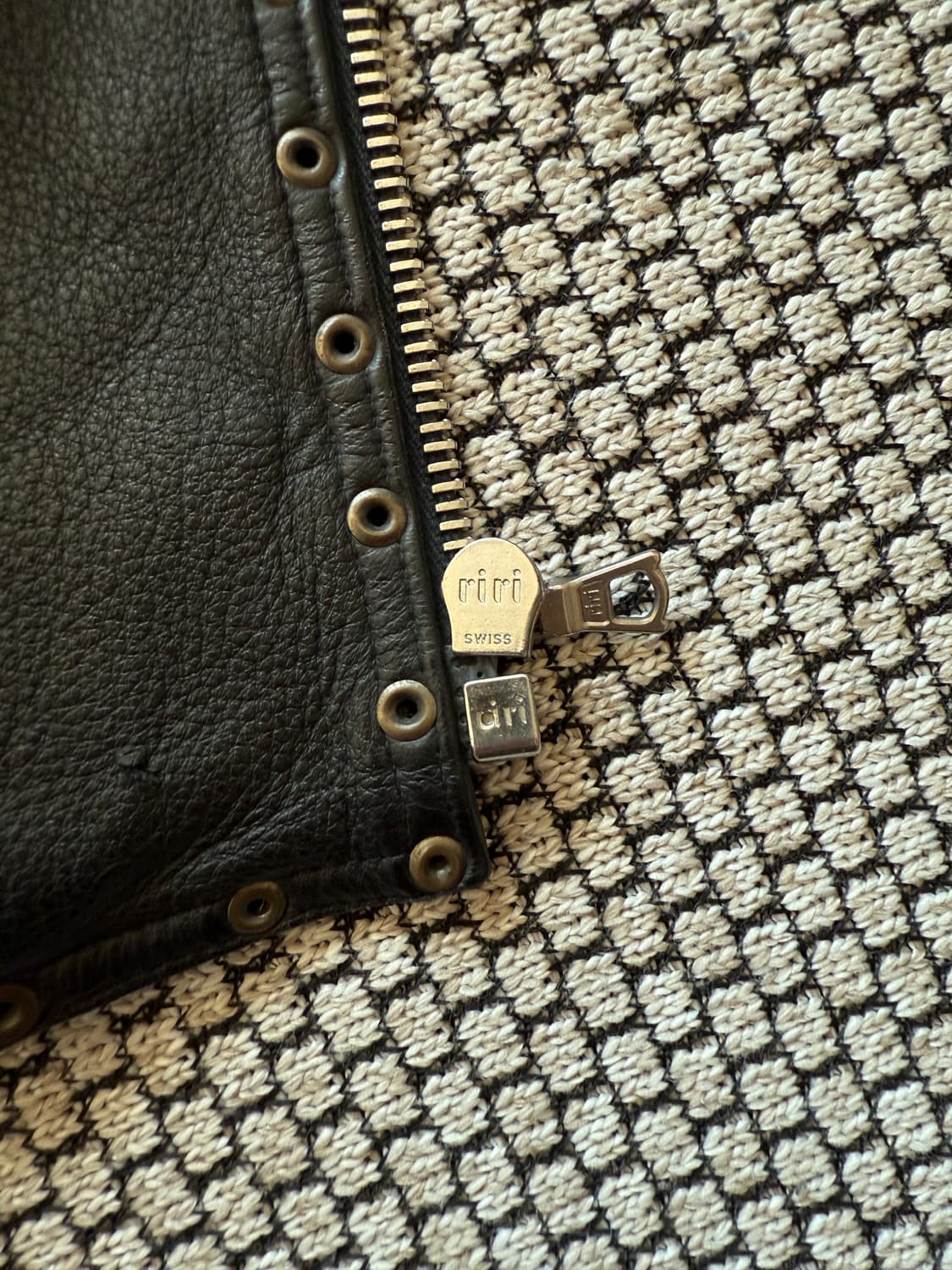 90s 생로랑 레더자켓 상품이미지6