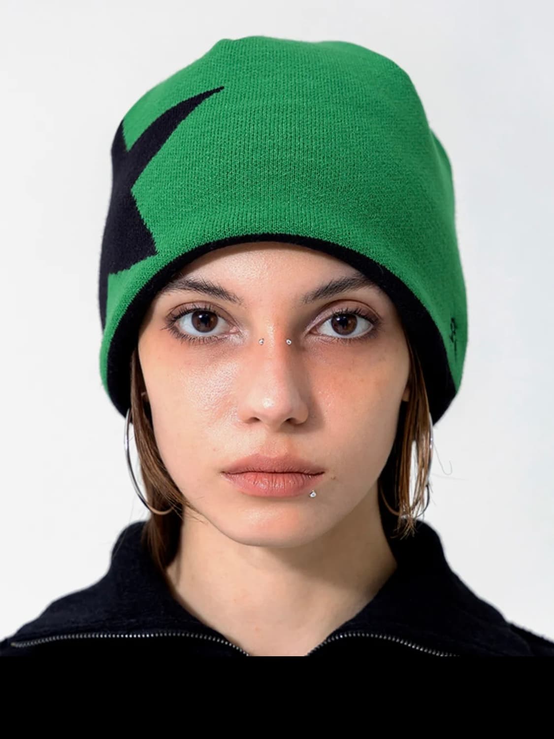 러닝하이 리버시블 별 스타 자카드 니트 비니 그린/블랙 상품이미지2